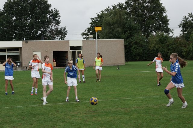 Korfbal C2  14 september-017.JPG